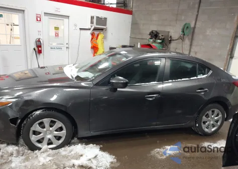 2017 Mazda Mazda3 Sport z USA, uszkodzony, nr VIN 3MZBN1U76HM108734